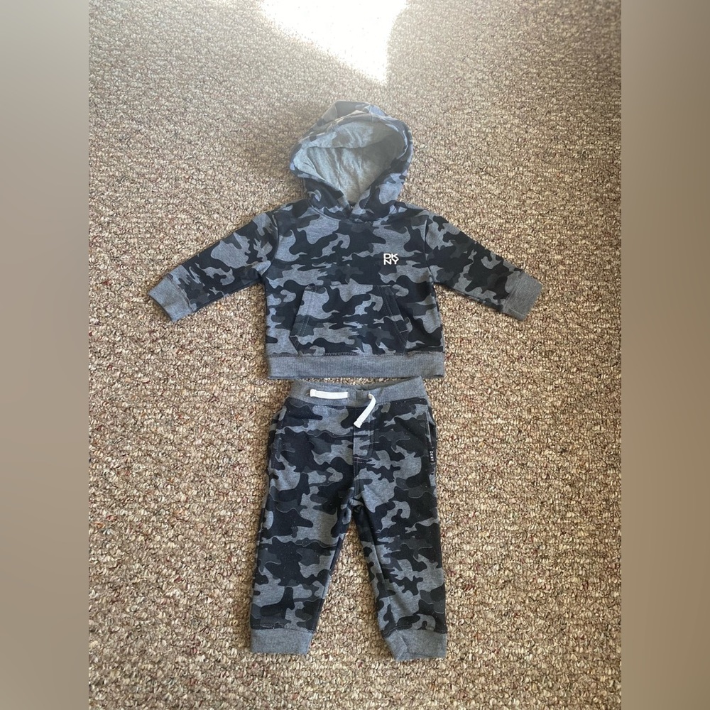 DKNY sweat suit size 12 Mon